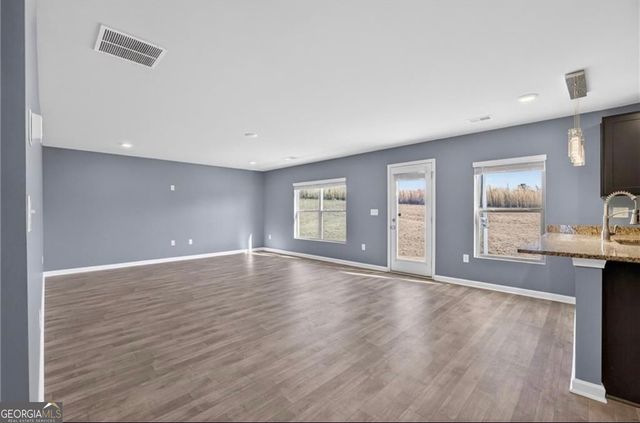 11800 Guelph Circle, Hampton, GA 30228