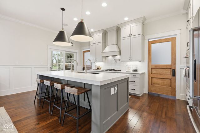 11477 Shoal Park, Noblesville, IN 46060