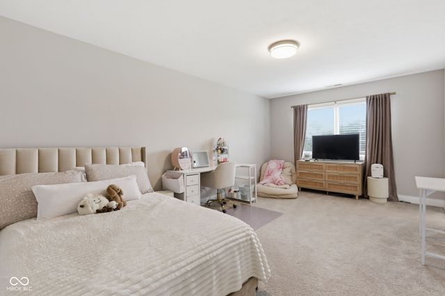 11477 Shoal Park, Noblesville, IN 46060