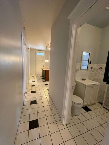 2329 N Sacramento Avenue, Chicago, IL 60647