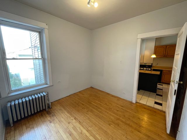 2329 N Sacramento Avenue, Chicago, IL 60647