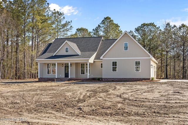456 Eagle Trace Drive, Blounts Creek, NC 27814