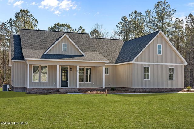 456 Eagle Trace Drive, Blounts Creek, NC 27814