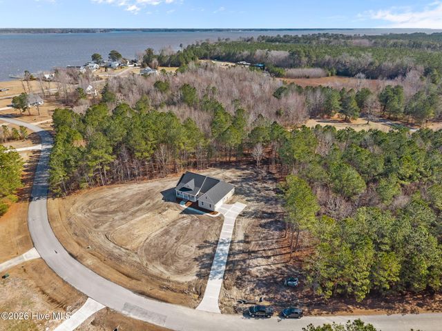 456 Eagle Trace Drive, Blounts Creek, NC 27814