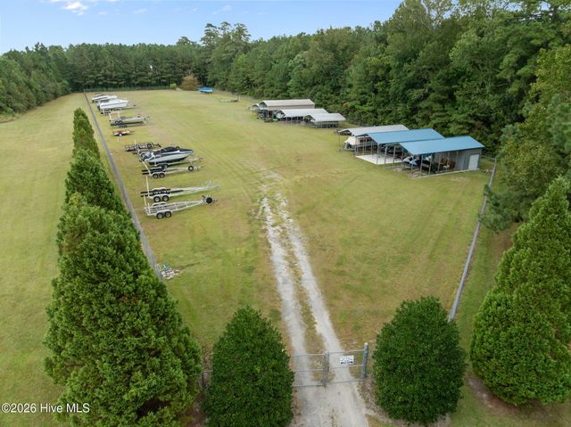 456 Eagle Trace Drive, Blounts Creek, NC 27814