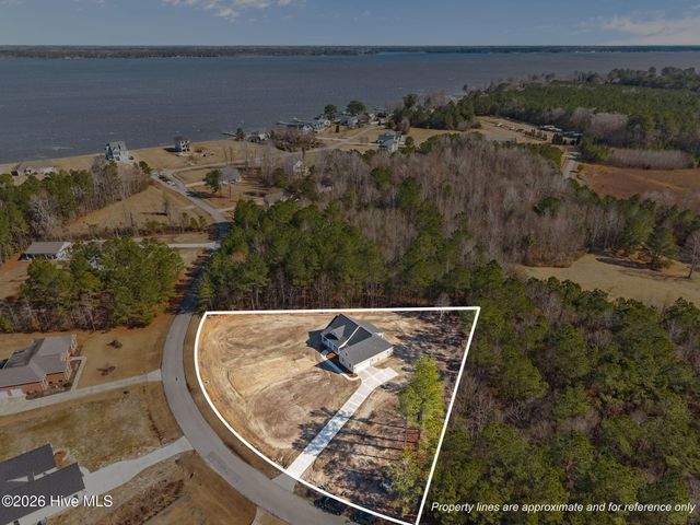 456 Eagle Trace Drive, Blounts Creek, NC 27814