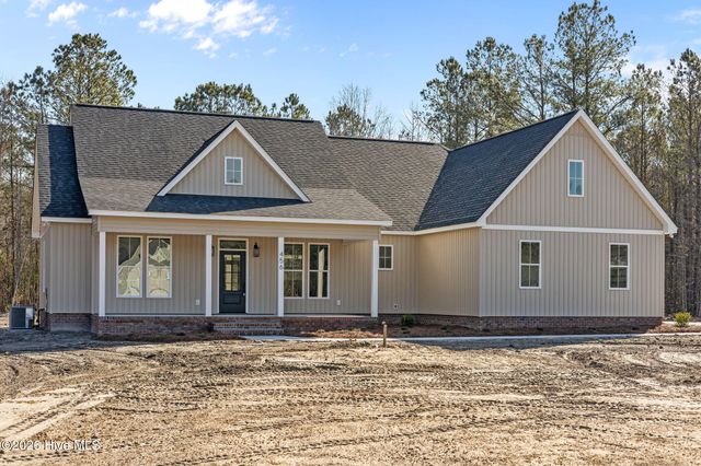 456 Eagle Trace Drive, Blounts Creek, NC 27814