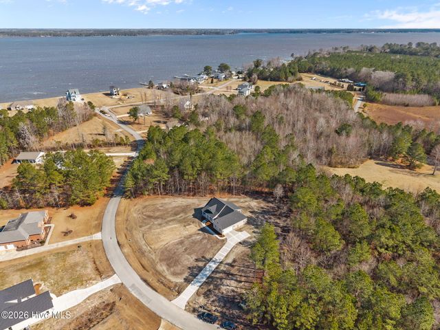 456 Eagle Trace Drive, Blounts Creek, NC 27814