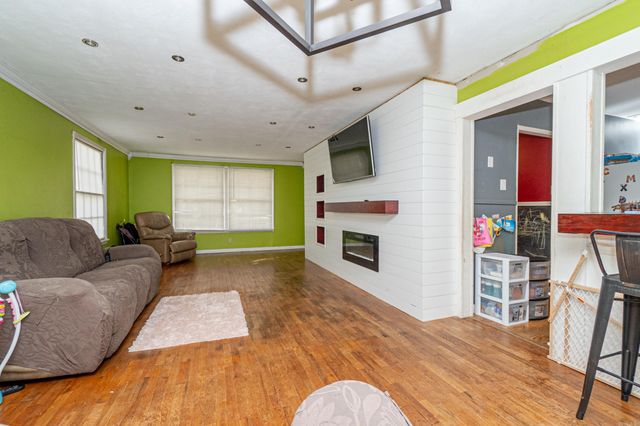 1212 W Cedar Street, El Dorado, AR 71730