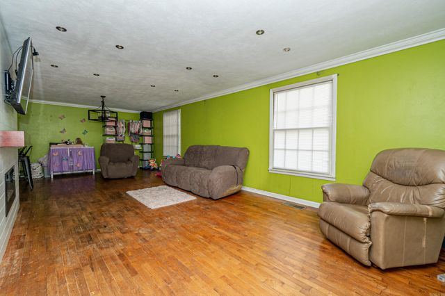 1212 W Cedar Street, El Dorado, AR 71730