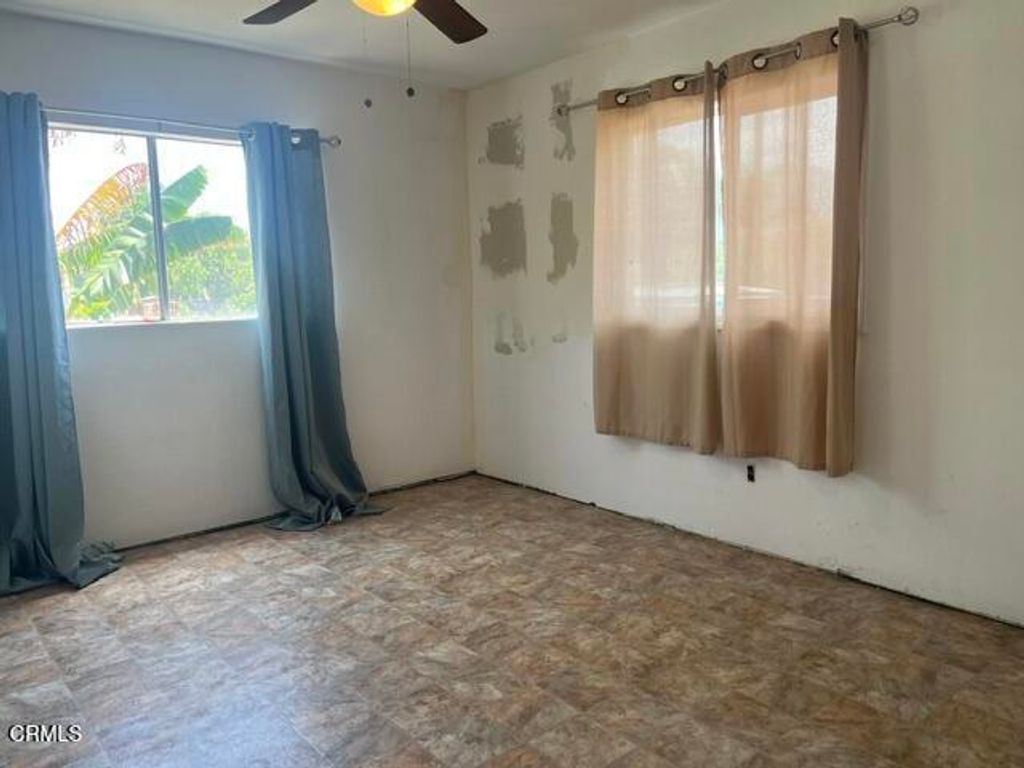 Image 6 of property listing at 521 Temescal Street, Piru, CA 93040