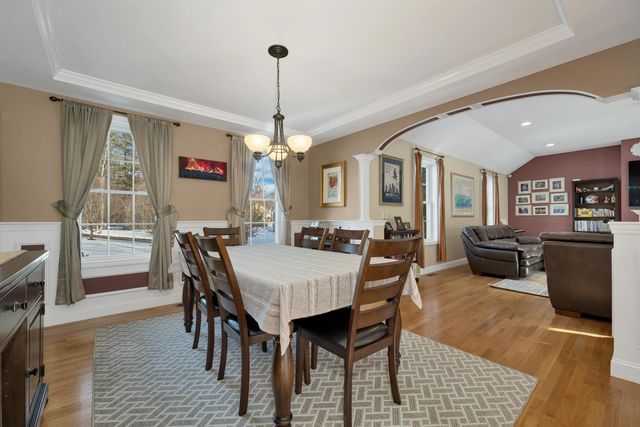 4 Heron Drive, Litchfield, NH 03052