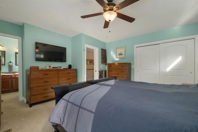 4 Heron Drive, Litchfield, NH 03052