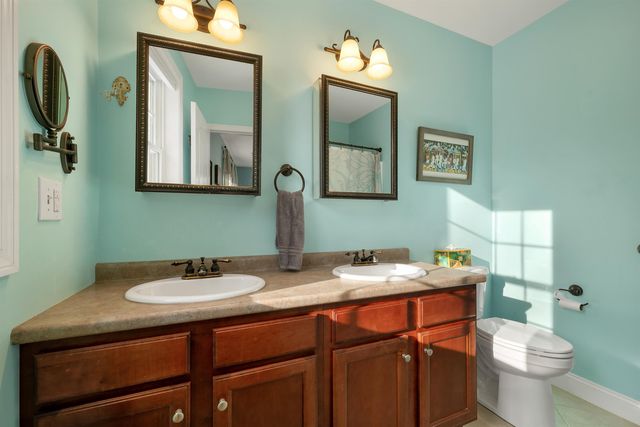 4 Heron Drive, Litchfield, NH 03052