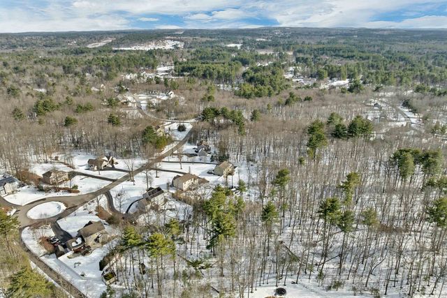 4 Heron Drive, Litchfield, NH 03052