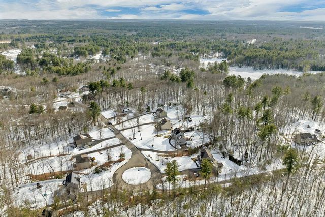 4 Heron Drive, Litchfield, NH 03052