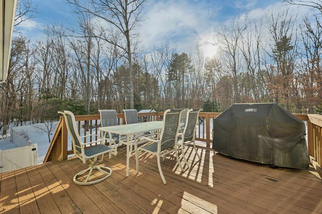 4 Heron Drive, Litchfield, NH 03052