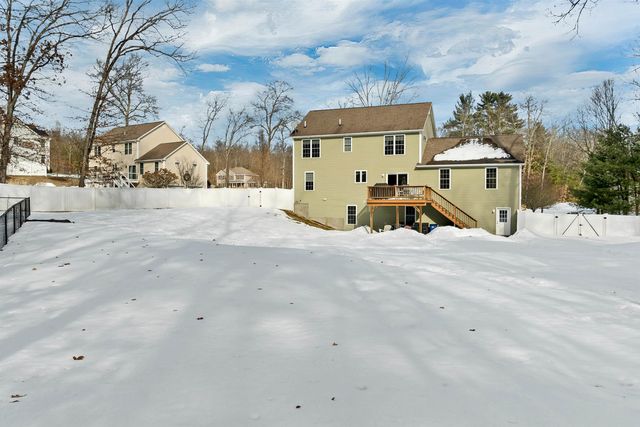 4 Heron Drive, Litchfield, NH 03052