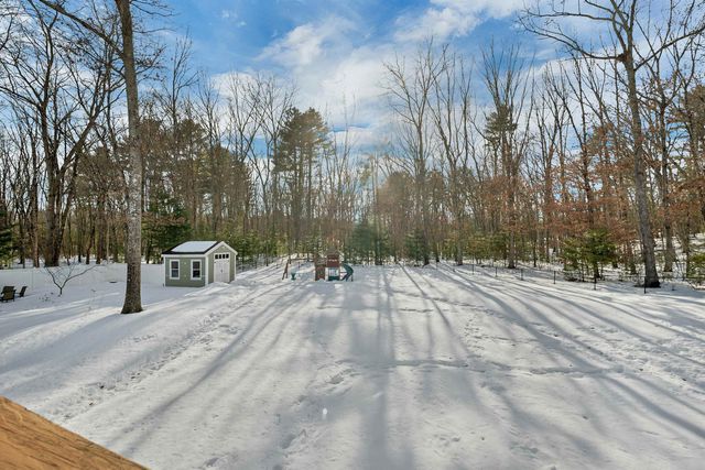 4 Heron Drive, Litchfield, NH 03052