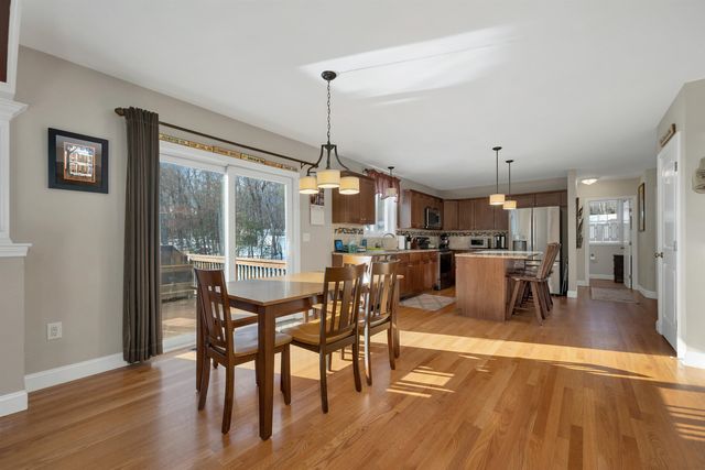 4 Heron Drive, Litchfield, NH 03052