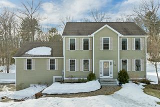 4 Heron Drive, Litchfield, NH 03052