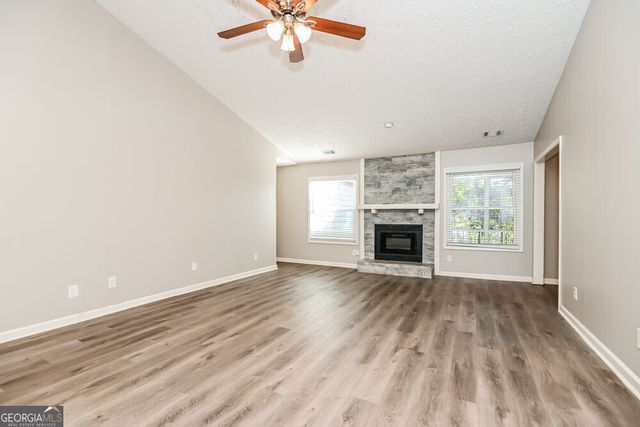 923 River Rock Drive, Woodstock, GA 30188