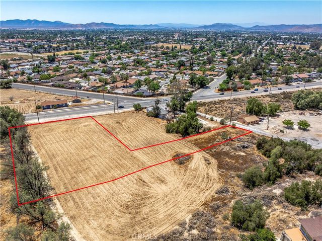 1 Park Avenue, San Jacinto, CA 92583