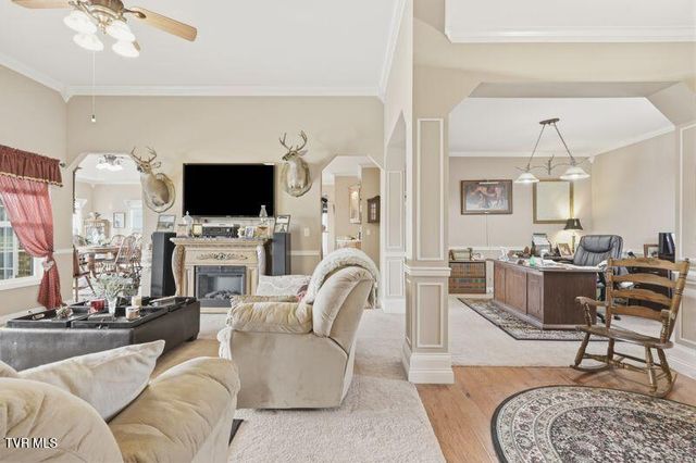522 Waterstone Circle, Greeneville, TN 37745