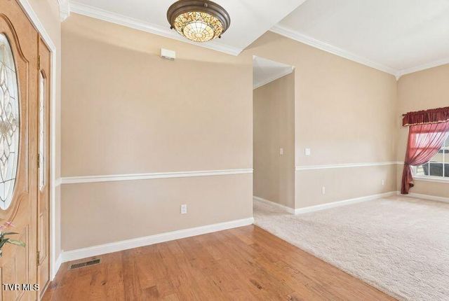 522 Waterstone Circle, Greeneville, TN 37745
