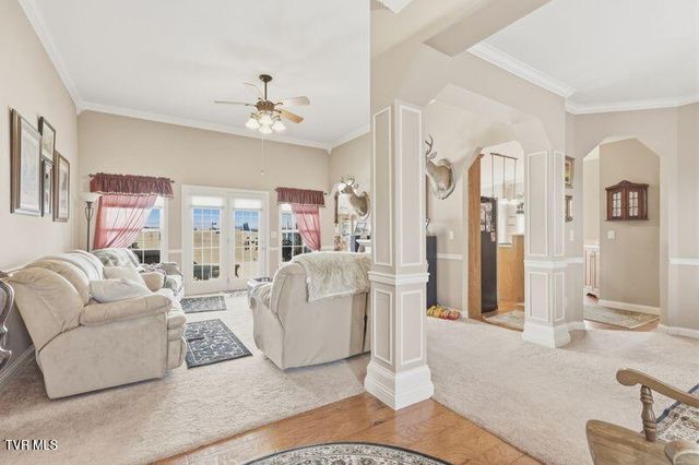 522 Waterstone Circle, Greeneville, TN 37745