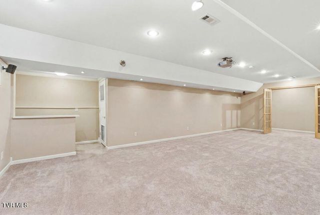 522 Waterstone Circle, Greeneville, TN 37745