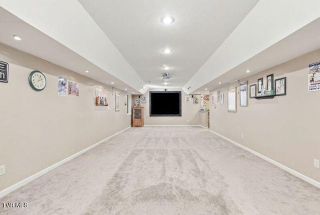522 Waterstone Circle, Greeneville, TN 37745