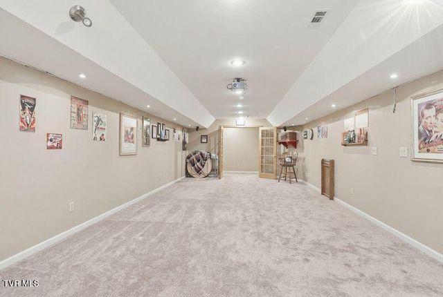 522 Waterstone Circle, Greeneville, TN 37745
