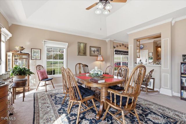 522 Waterstone Circle, Greeneville, TN 37745