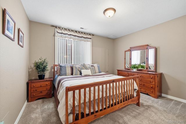 6558 S Riviera Way, Aurora, CO 80016
