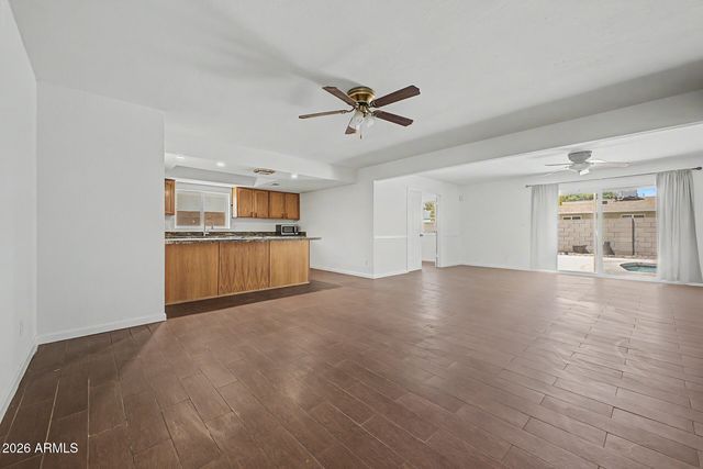 4742 W PARADISE Drive, Glendale, AZ 85304