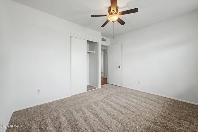 4742 W PARADISE Drive, Glendale, AZ 85304