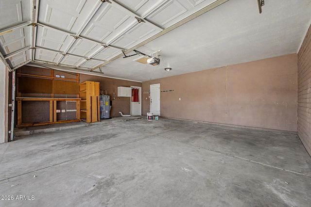 4742 W PARADISE Drive, Glendale, AZ 85304