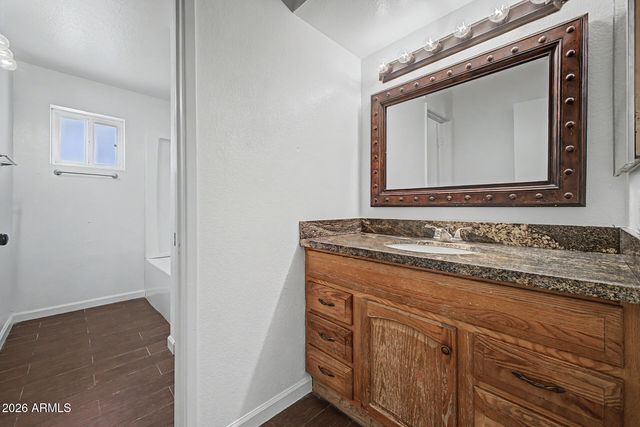 4742 W PARADISE Drive, Glendale, AZ 85304