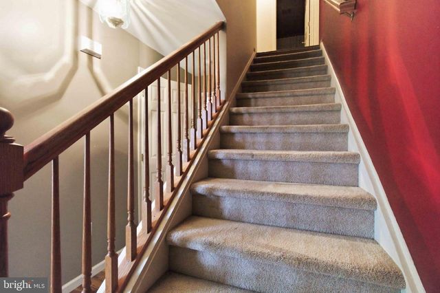 4 GROUSE RD, Dillsburg, PA 17019