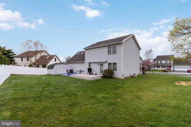 4 GROUSE RD, Dillsburg, PA 17019