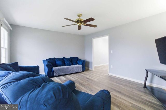 4 GROUSE RD, Dillsburg, PA 17019