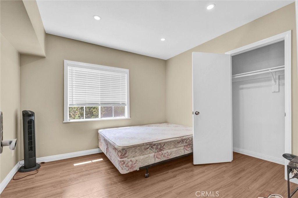 Image 21 of property listing at 1325 Glen, Pasadena, CA 91103