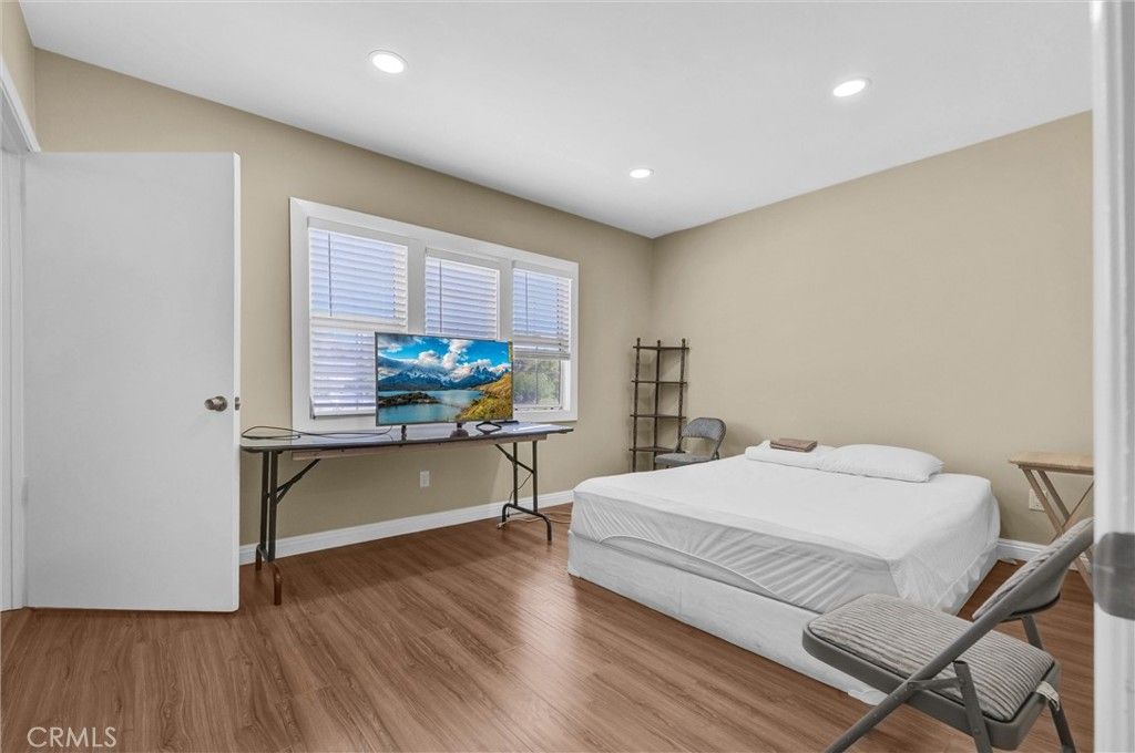 Image 23 of property listing at 1325 Glen, Pasadena, CA 91103