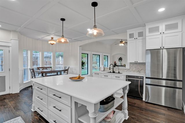 2109 Waterbrook Drive, Mckinney, TX 75072