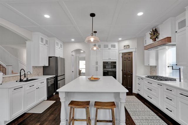 2109 Waterbrook Drive, Mckinney, TX 75072