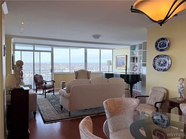 1088 Delaware Avenue 13E, Buffalo, NY 14209