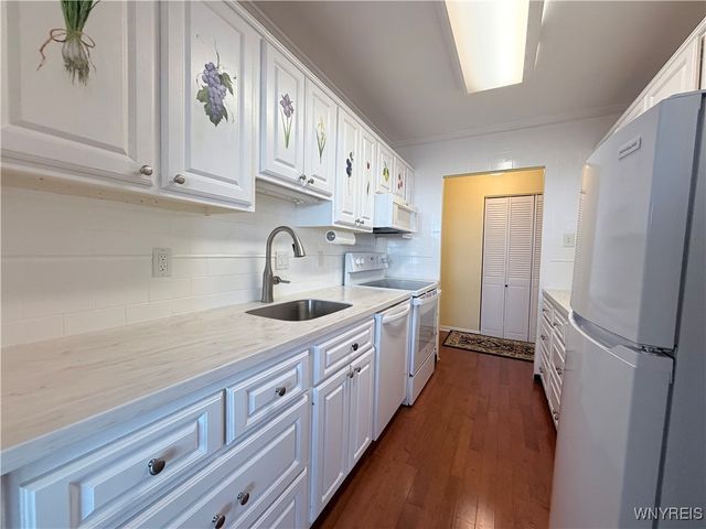 1088 Delaware Avenue 13E, Buffalo, NY 14209