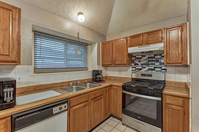5931 Woodmancote Drive, Humble, TX 77346