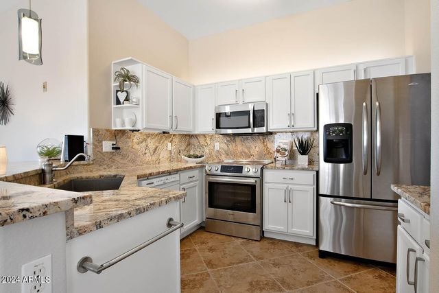 6494 S FOOTHILLS Drive, Gold Canyon, AZ 85118